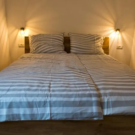 Apartmaji Tanto Malovse Apartment Crnice
