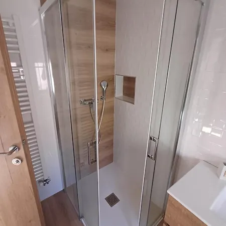 Apartmaji Tanto Malovse * Crnice