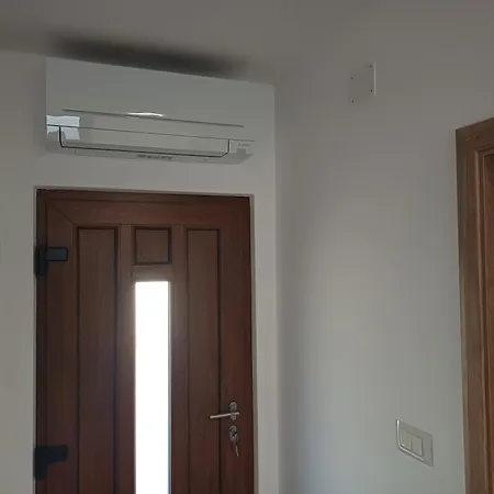 Apartmaji Tanto Malovse Lejlighed