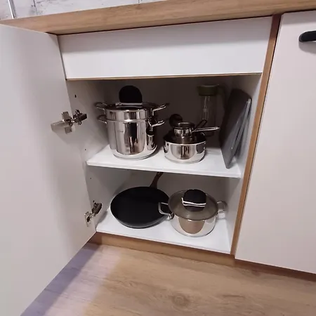 Apartmaji Tanto Malovse *