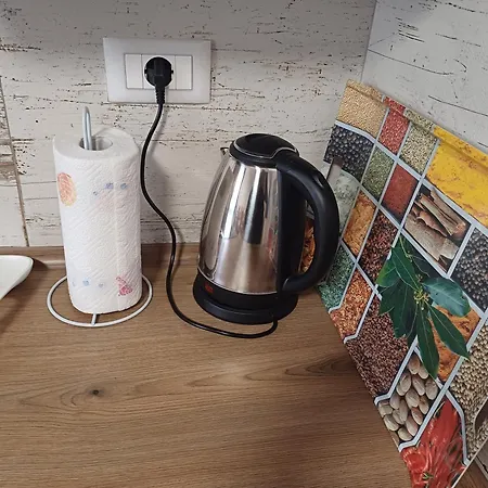 Apartmaji Tanto Malovse * Črniče