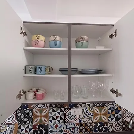 Apartmaji Tanto Malovse *
